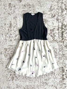 Wilfred Aritzia Silk Vignette Black And White Floral Mini Dress